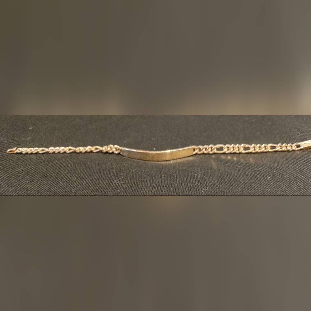 Child's Bracelet Vintage Gold Plated 7" (#104)